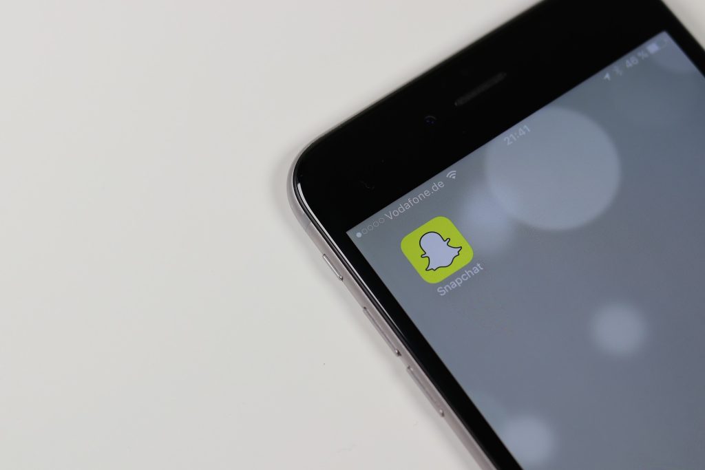 walkerburn:-man-made-threats-over-snapchat-after-bank-card-fall-out-|-peeblesshire-news