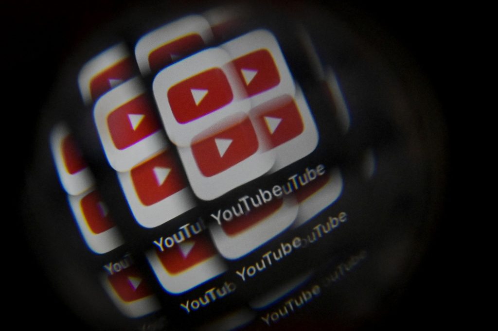 youtube-will-allow-gift-paid-subscriptions,-similar-to-twitch's-feature-|-tech-times