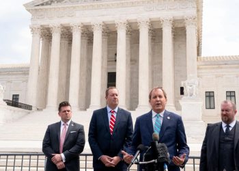 texas-has-declared-open-season-on-facebook,-twitter-and-youtube-with-censorship-law-–-cnn