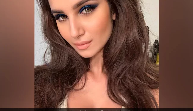 tara-sutaria's-instagram-vs-reality-post-shows-you-what-happens-when-the-camera-is-off