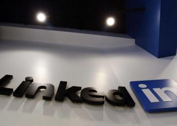 linkedin-is-becoming-more-casual.-should-you-share-personal-posts?-–-deseret-news