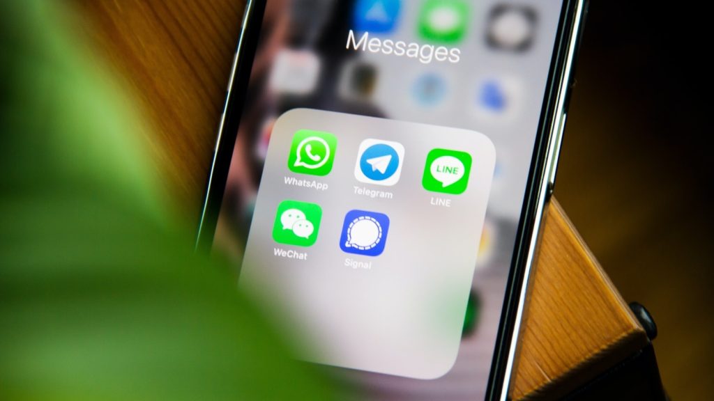 want-to-exit-a-whatsapp-group-secretly?-here-is-what-you-need-to-know-–-ht-tech