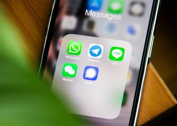 want-to-exit-a-whatsapp-group-secretly?-here-is-what-you-need-to-know-–-ht-tech