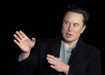 elon-musk's-pursuit-of-twitter-leads-to-complicated-next-steps-and-legal-questions-–-wsj
