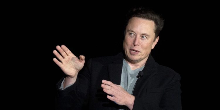 elon-musk's-pursuit-of-twitter-leads-to-complicated-next-steps-and-legal-questions-–-wsj