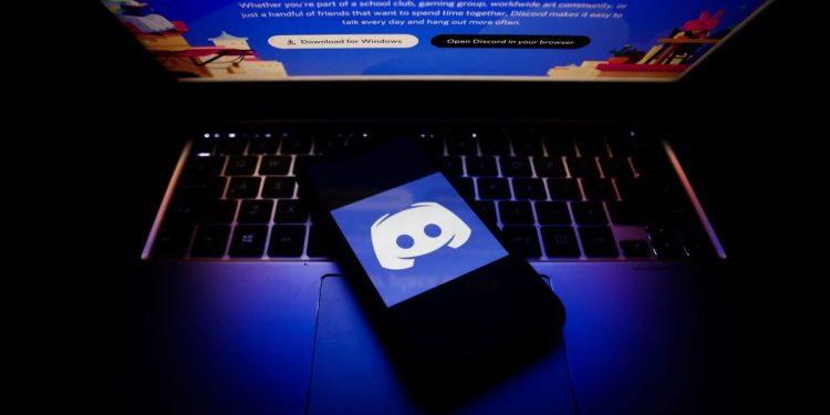 what-is-twitch?-buffalo-shooting-video-brings-amazon's-gameplay-streaming-platform-under-…