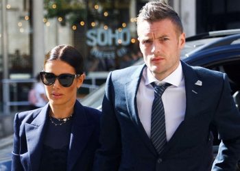 jamie-vardy's-whatsapp-pic-spotted-in-rebekah-texts-branded-'damaging'-for-the-simpsons