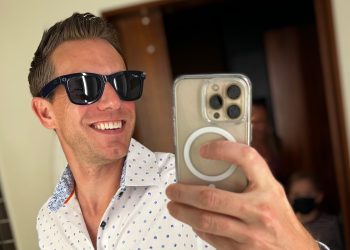 anti-instagram-app-challenges-users-to-be-authentic-|-ktla