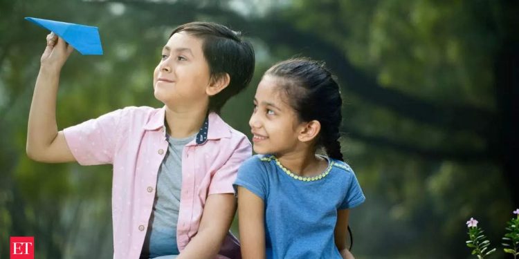 brother's-day-2022:-quotes,-whatsapp-messages;-here's-how-you-should-wish-your-sibling-…