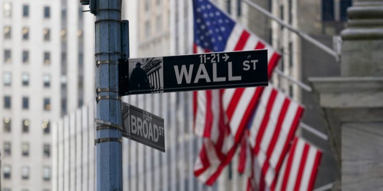 snapchat-earnings,-tech-stocks-weigh-on-stock-market-with-s&p-500-down-more-than-2%