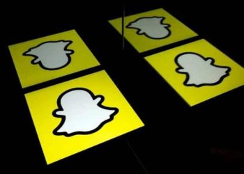 oh-snap!-social-media-firms-sink-after-bleak-warning-from-snapchat-parent-–-moneycontrol