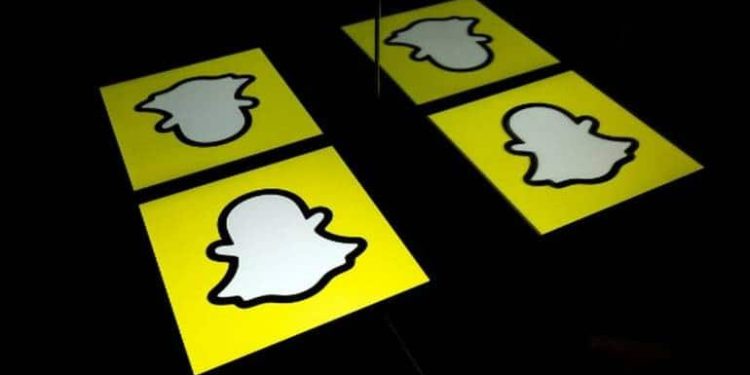 oh-snap!-social-media-firms-sink-after-bleak-warning-from-snapchat-parent-–-moneycontrol