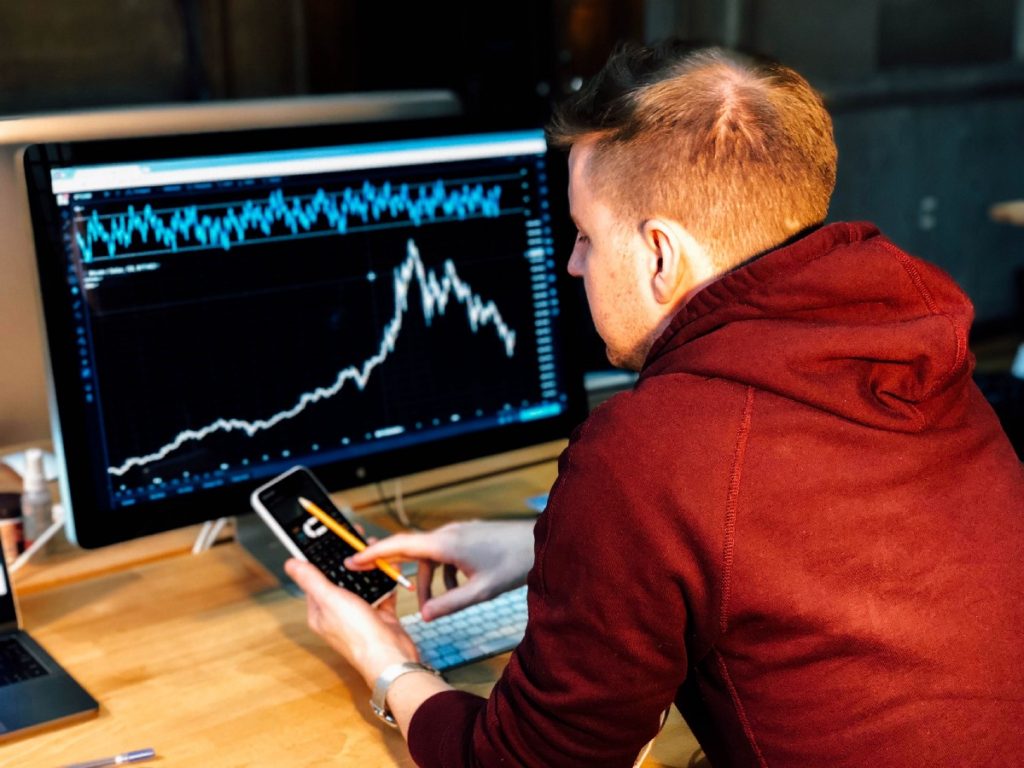 these-are-the-2-misused-sections-on-linkedin-causing-poor-lead-conversion-–-datadriveninvestor