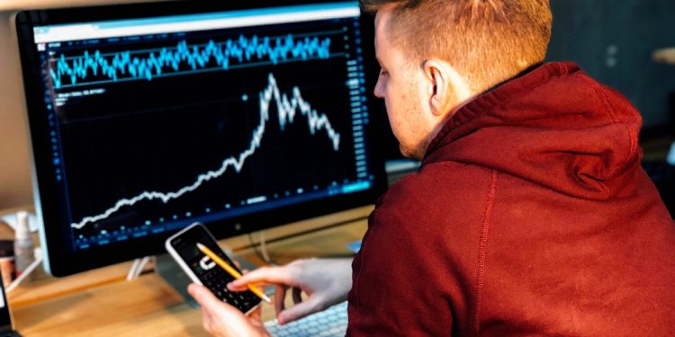 these-are-the-2-misused-sections-on-linkedin-causing-poor-lead-conversion-–-datadriveninvestor