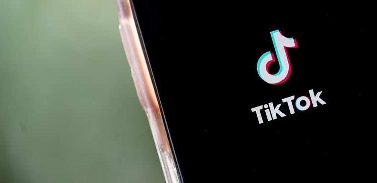 tiktok-takes-page-from-twitch-as-battle-for-creators-intensifies-|-marketing-dive