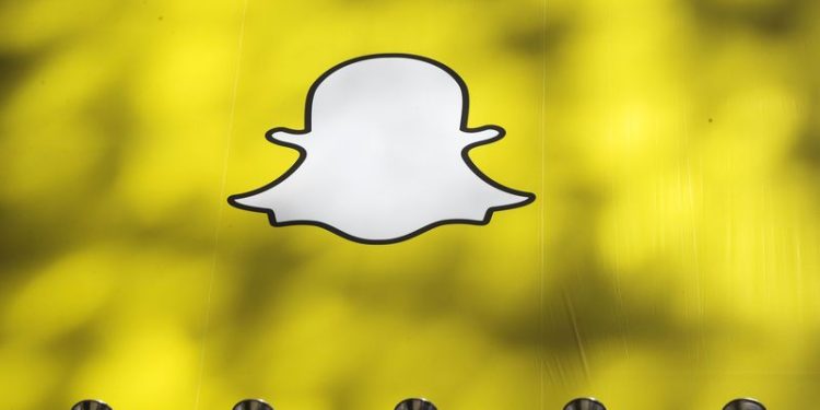 oh-snap!-social-media-stocks-lose-billions-after-snapchat-parent-warning-by-reuters-–-investing.com