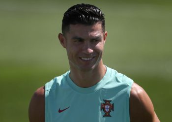 'tell-us-the-truth'-–-club-delivers-witty-comments-on-cristiano-ronaldo-instagram-post
