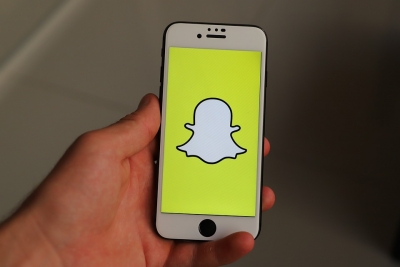 snapchat-rolls-out-new-'shared-stories'-feature-–-glamsham