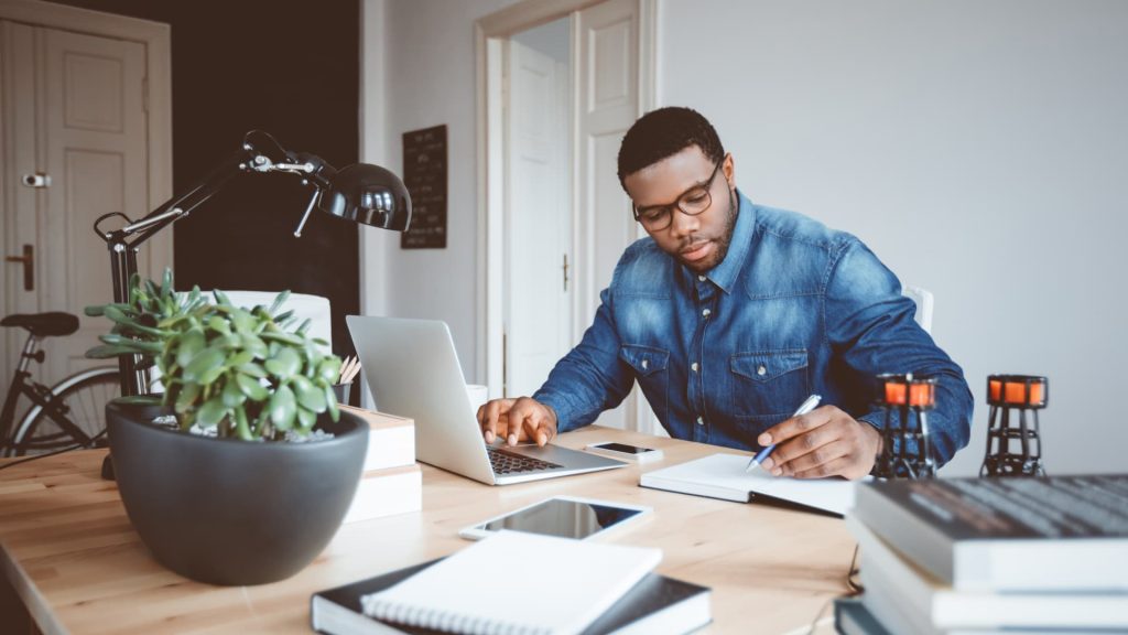 this-5-minute-email-hack-can-help-you-stand-out-in-the-job-search—here's-how-–-cnbc