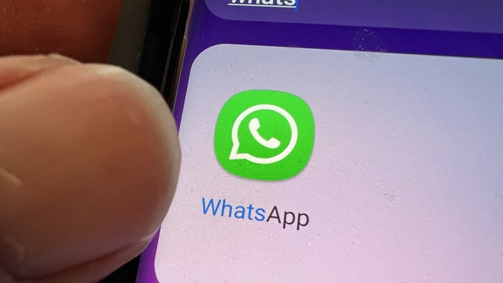 whatsapp-might-add-the-ability-to-edit-messages-|-mashable