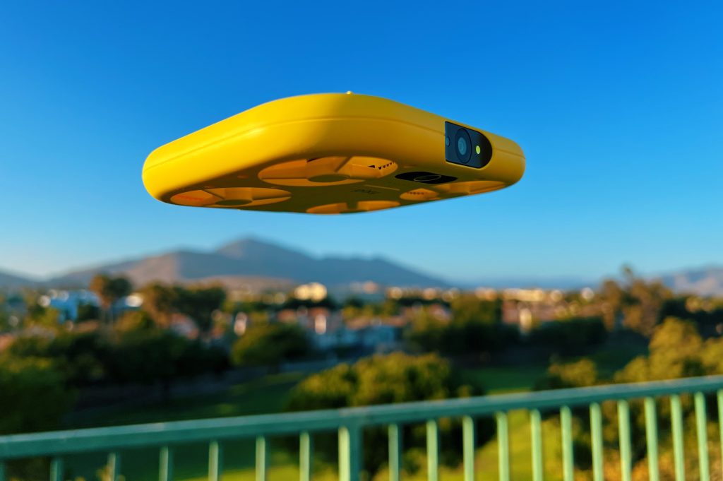 hands-on:-pixy-selfie-drone-from-snapchat-maker-is-fun-(for-a-few-minutes)-–-newsweek
