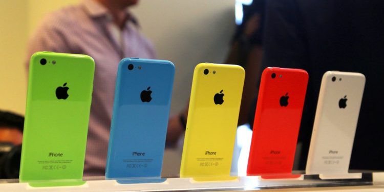 whatsapp-to-drop-support-for-ios-10-and-ios-11-devices,-here-are-the-iphones-affected