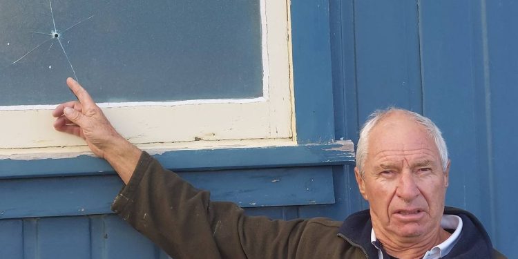 sailing-wanganui-captain-lindsay-stevenson-sick-of-vandalism-after-bullet-like-holes-found-…