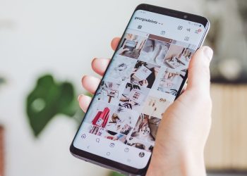 how-(and-why)-to-post-an-instagram-collab-–-makeuseof