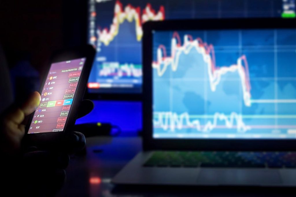 i'll-track-these-2-names-on-my-radar-once-the-fed-rate-hike-decision-is-out-–-realmoney