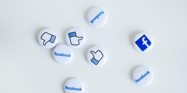 commentary:-i-wanted-to-learn-about-my-father,-i-learned-about-his-facebook-instead