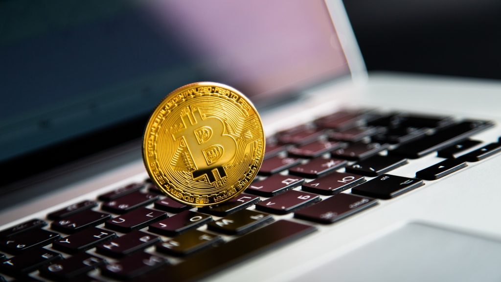 linkedin-crypto-fraud:-as-fbi-deems-it-'significant-threat,'-what-should-you-watch-out-for?