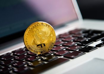 linkedin-crypto-fraud:-as-fbi-deems-it-'significant-threat,'-what-should-you-watch-out-for?