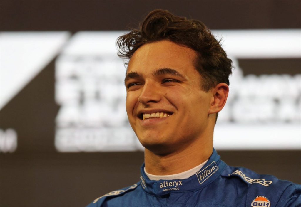 watch:-lando-norris-in-laughing-tears-as-clueless-twitch-buddy-makes-a-mess-of-…