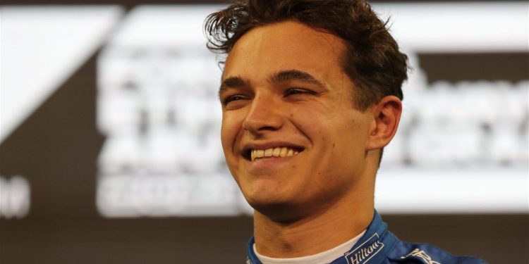 watch:-lando-norris-in-laughing-tears-as-clueless-twitch-buddy-makes-a-mess-of-…