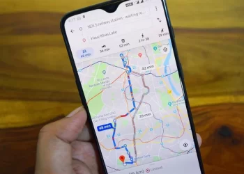 forget-whatsapp,-share-your-live-location-via-google-maps-this-way-|-how-to