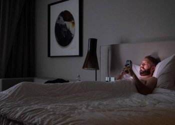 app-replaces-sleeping-pills-for-insomniacs-|-the-area-news-|-griffith,-nsw