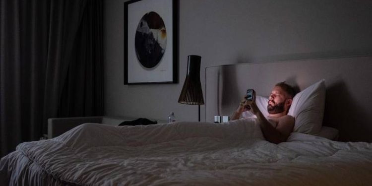 app-replaces-sleeping-pills-for-insomniacs-|-the-area-news-|-griffith,-nsw