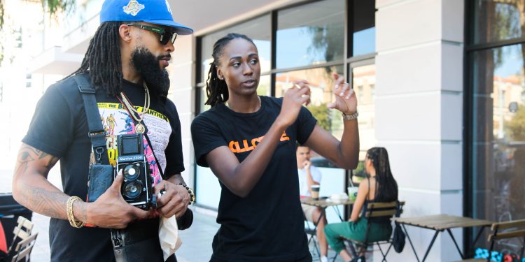 how-cllctve-founder-+-linkedin-creator-kelsey-davis-is-connecting-gen-z-creators-to-…