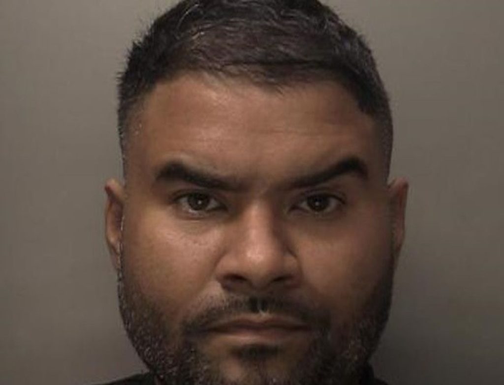 pervert-used-snapchat-to-contact-teenage-girls-before-sexually-assaulting-them