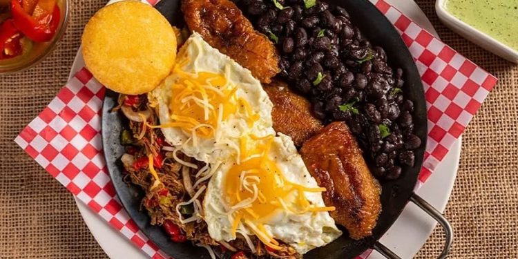 international-flavors-converge-in-montgomery,-alabama,-at-d'road-cafe