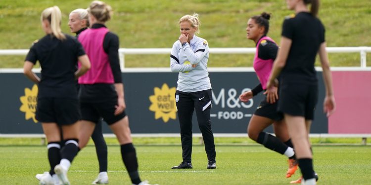 how-linkedin-is-turning-the-spotlight-on-visible-role-models-at-the-uefa-women's-euro-2022