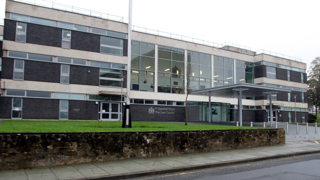 wrexham-teen-denies-murder-after-posting-stabbing-video-to-snapchat-|-the-leader