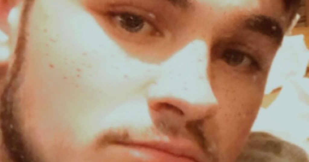 man-stabbed-friend-to-death-before-filming-aftermath-on-snapchat,-murder-trial-hears