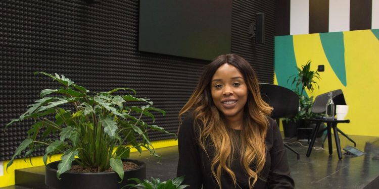 black-female-tech-tycoon-tells-how-she-was-trolled-on-her-own-app-–-the-mirror