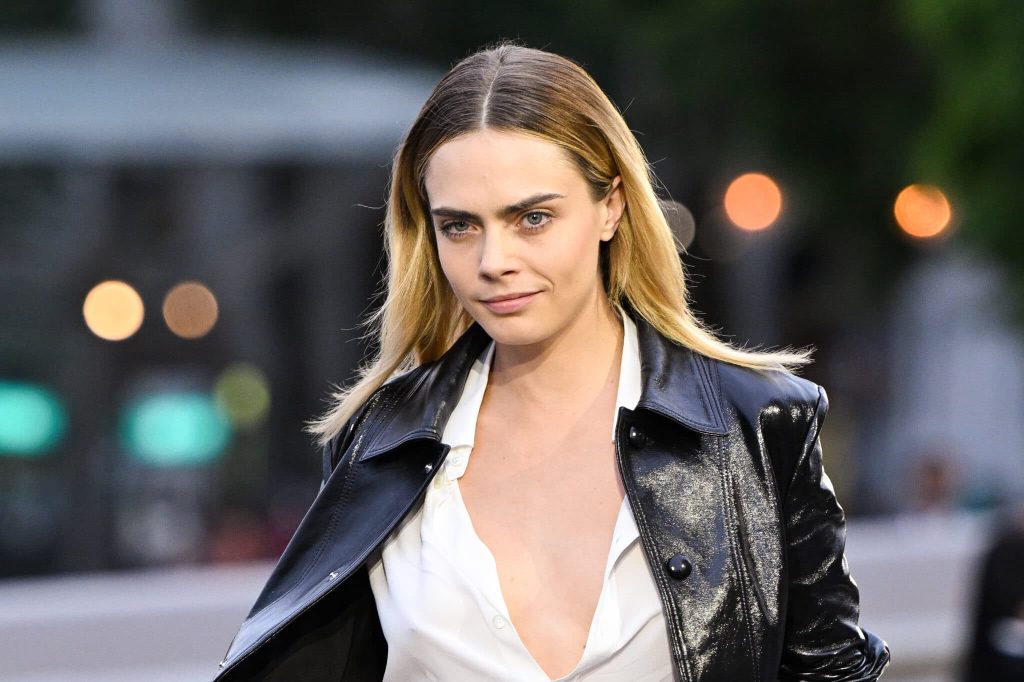 cara-delevingne-insists-it's-'all-of-our-jobs'-to-fight-for-women's-and-trans-rights-–-pinknews