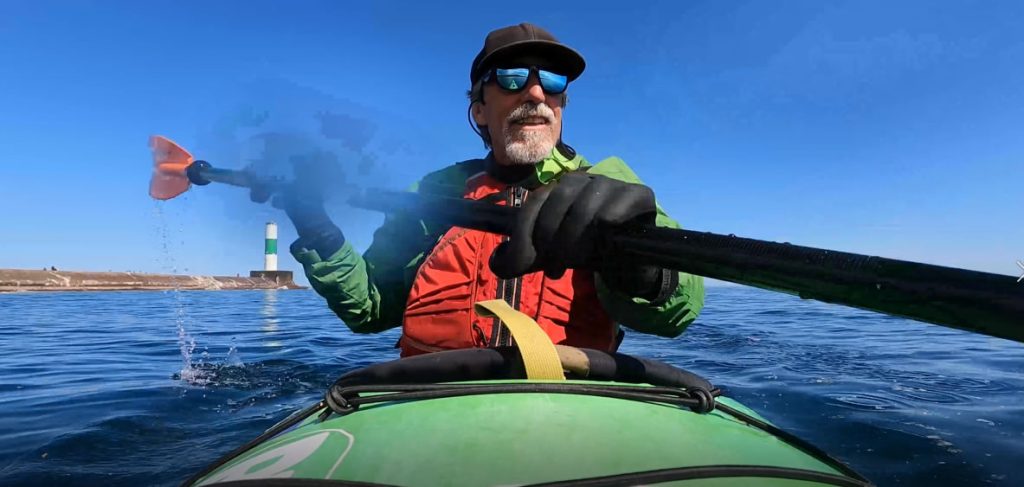 sea-kayaking-on-lake-superior-–-wtip