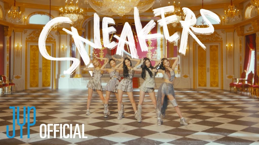 itzy-“sneakers”-m/v-@itzy-–-youtube