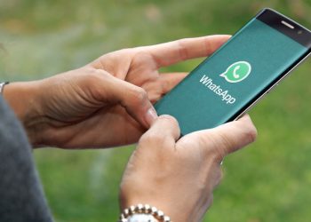 whatsapp-could-soon-let-you-set-a-voice-message-as-your-status-–-techradar