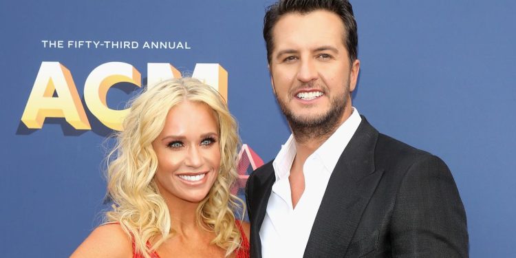 'american-idol'-fans-are-seriously-appalled-by-luke-bryan-getting-“naughty”-on-instagram