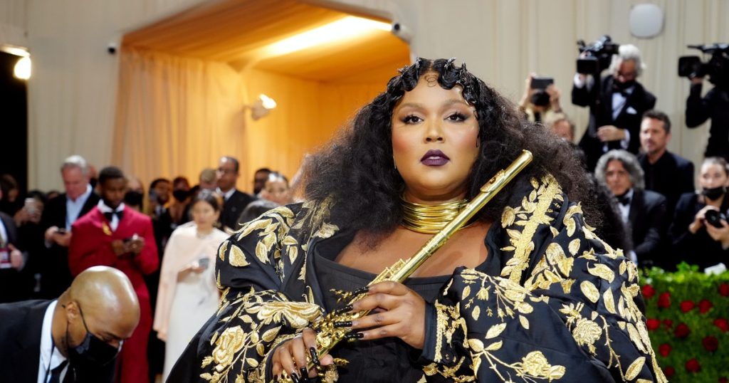 lizzo's-new-album-special-is-your-go-to-source-for-empowering-ig-captions-–-elite-daily